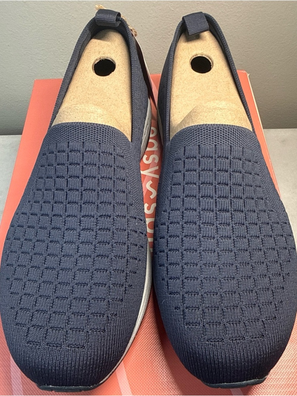 Easy Spirit TECH 2 Sneakers Loafers New Women's Shoes Size 9.5 Machine Washable - Picture 3 of 5